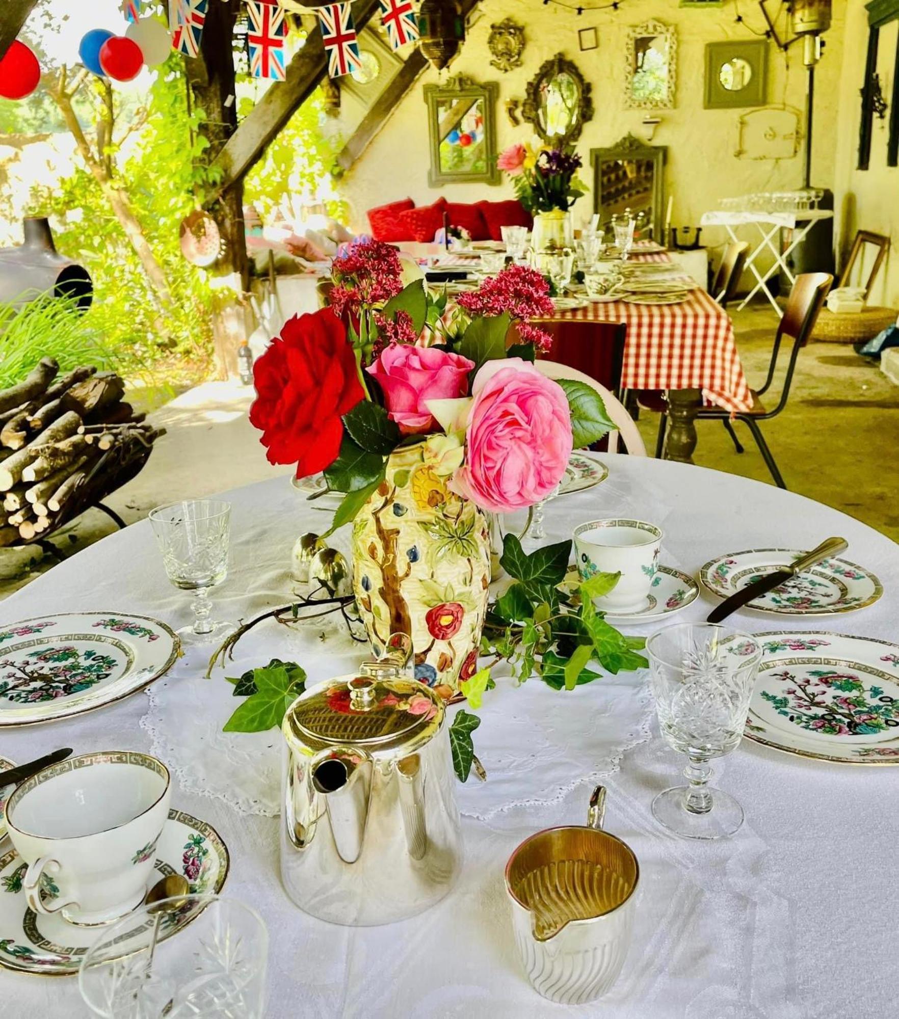 Bed and Breakfast Domaine Du Tafiart Sarron Exterior foto